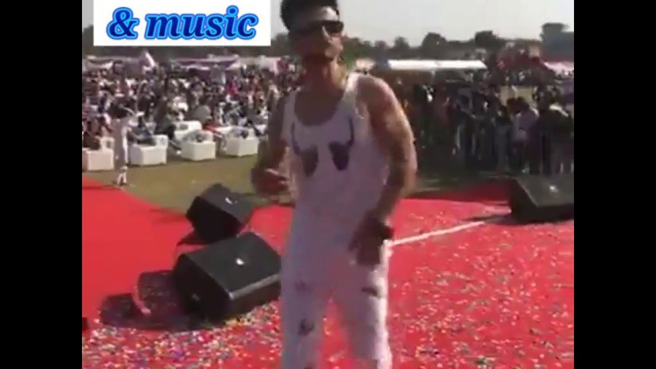 Live show NIPPU_NEPEWALA_&_VICKY_THAKUR_BODYGUARD_NEW_SONG_2K17