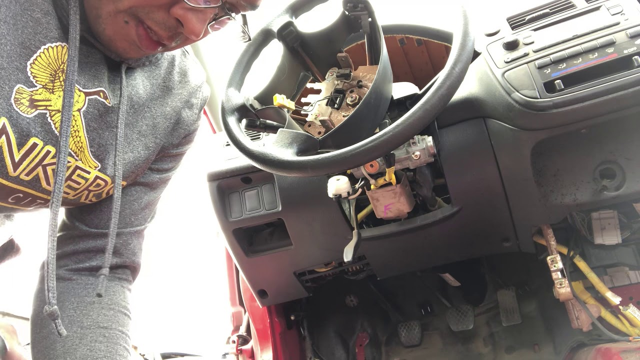 96-00 Honda Civic horn button removal