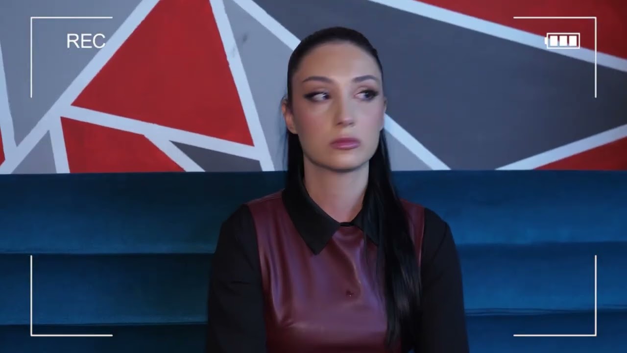 Stelina e p&euml;rlotur pas debateve me Keijsi, l&euml; studion