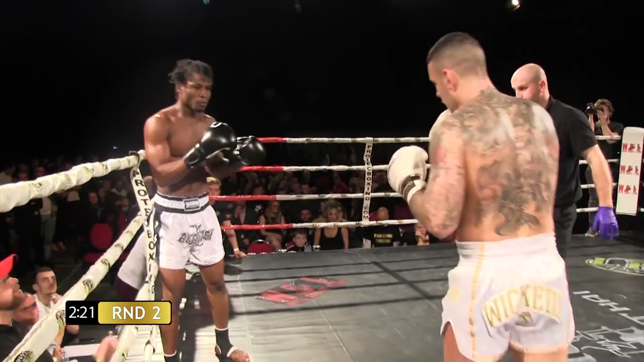 Aminu Quarshie vs Mike Egan | Welsh Combat League 7