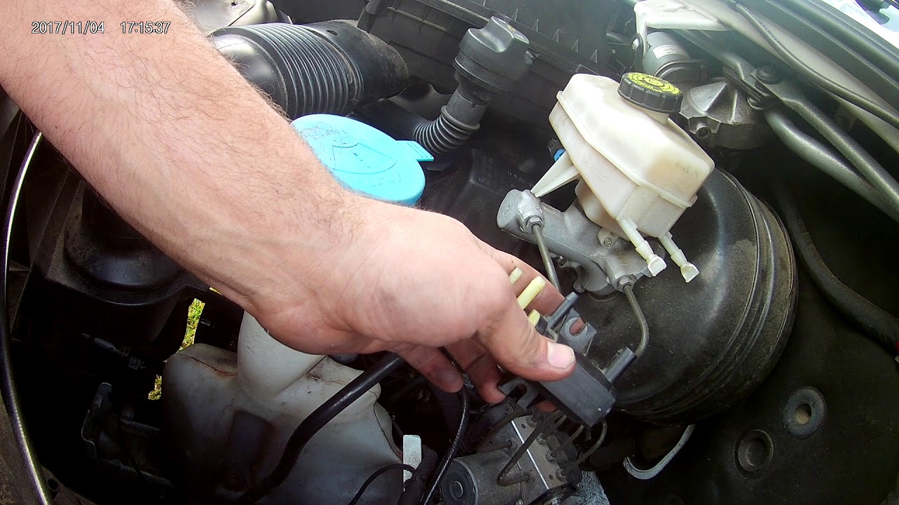 Charge Boost Pressure Low Turbo 1, 2.1L sprinter van
