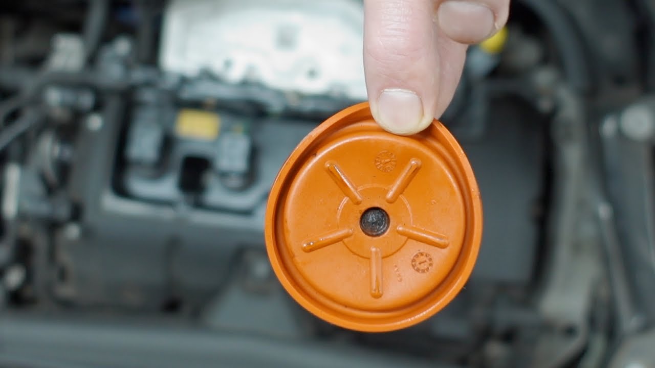 Fault Finding A Smoking MINI Cooper Engine.... Part 1 ....The PCV Membrane/Diaphragm
