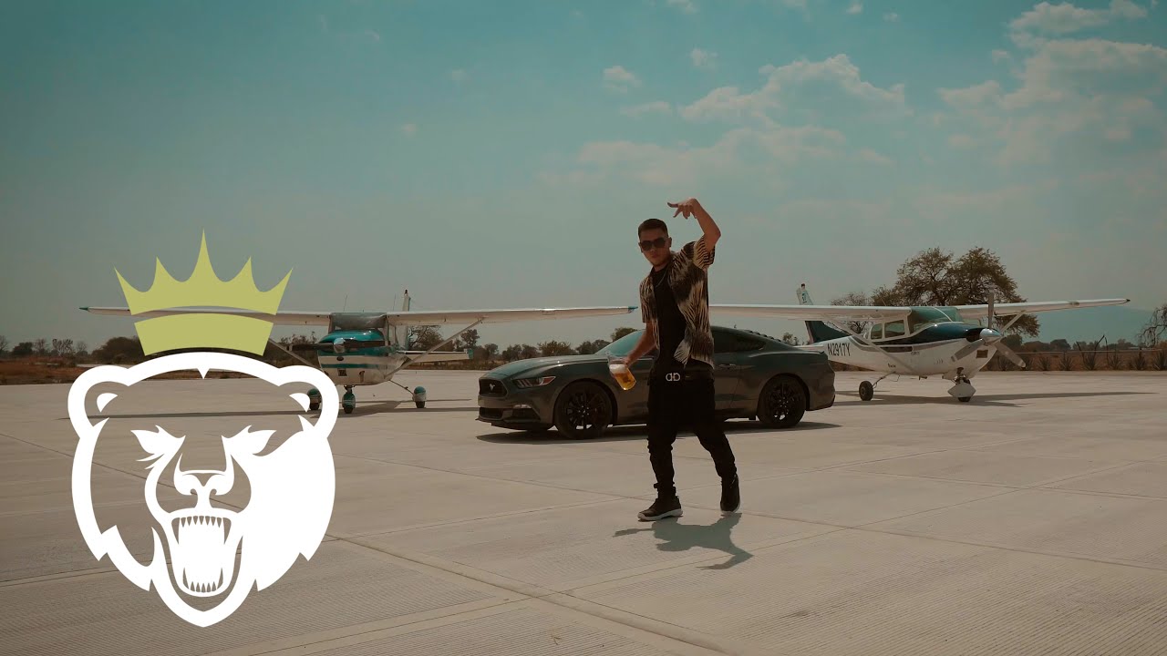 JAURIA SANTA // BIEN LOCO // VIDEO OFICIAL