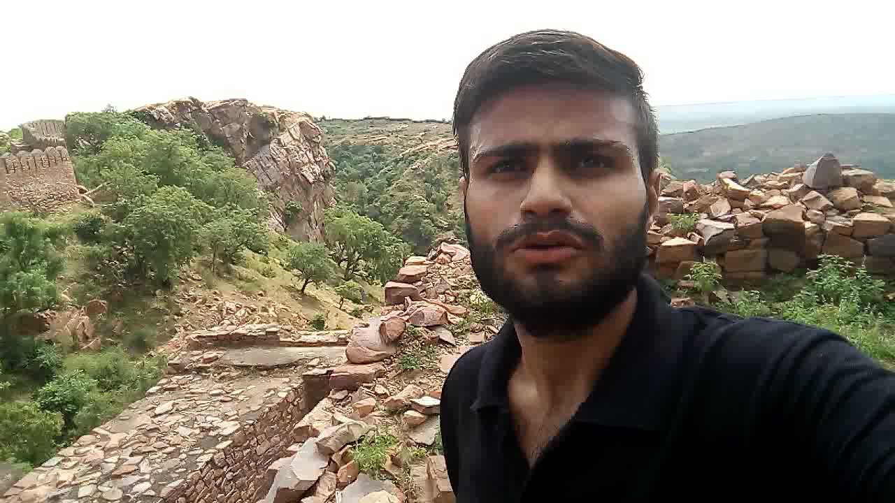 Asia's Giant Banasur Fort Bayana Bharatpur Rajasthan | Banasur Ka Kila #Shorts