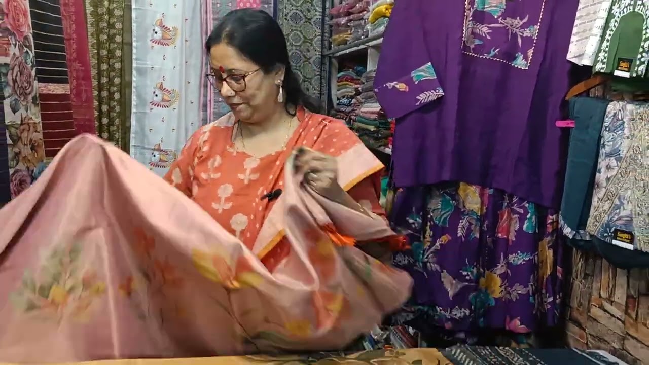 Amar Boutique e Tissue linen saree....Booking No. 9830064560..