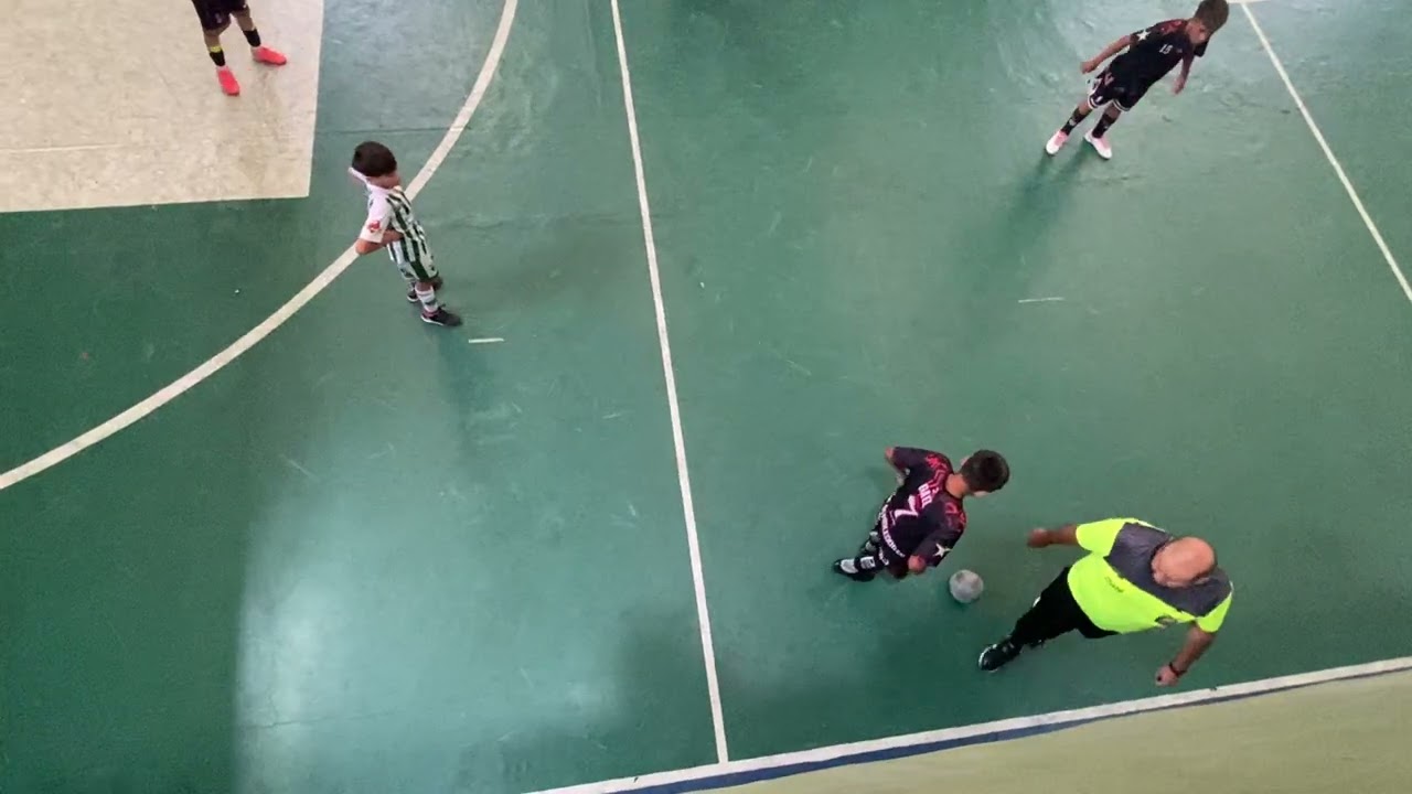 Primer tiempo Defe de libertador vs Villa leoni      cat. 2013 baby 
