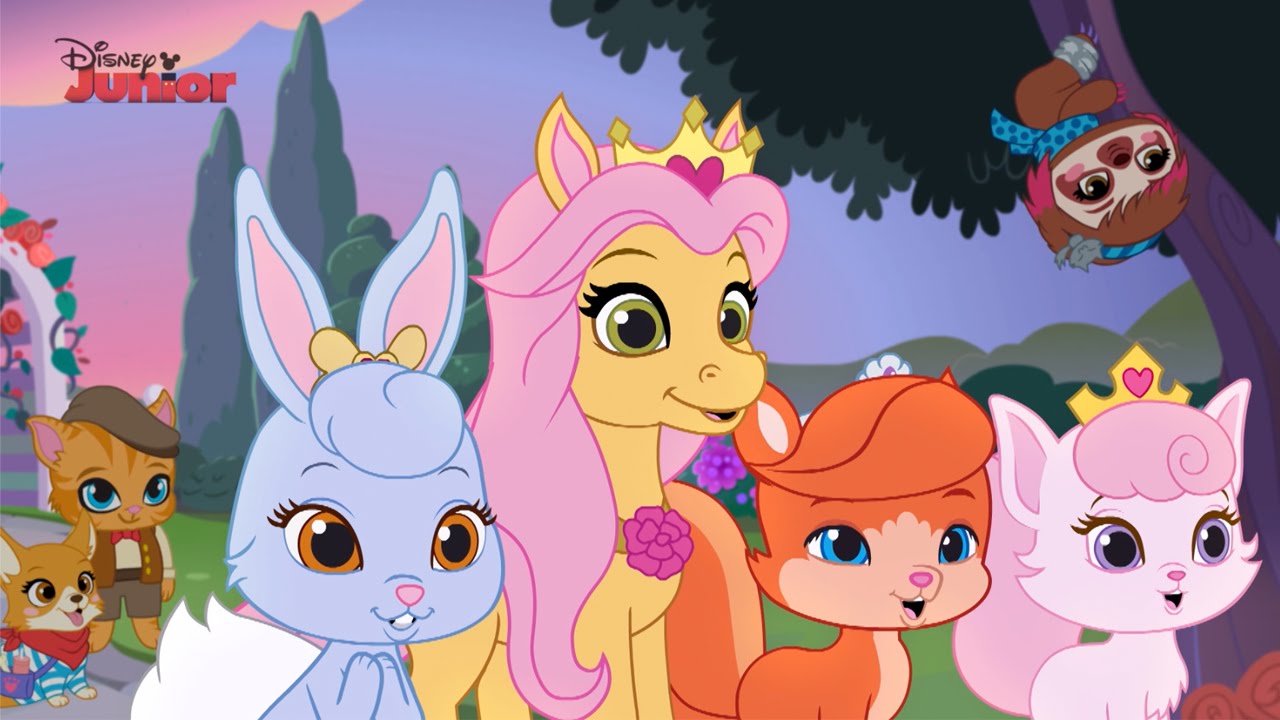 Whisker Haven Tales | Throwing A Ball | @disneykids