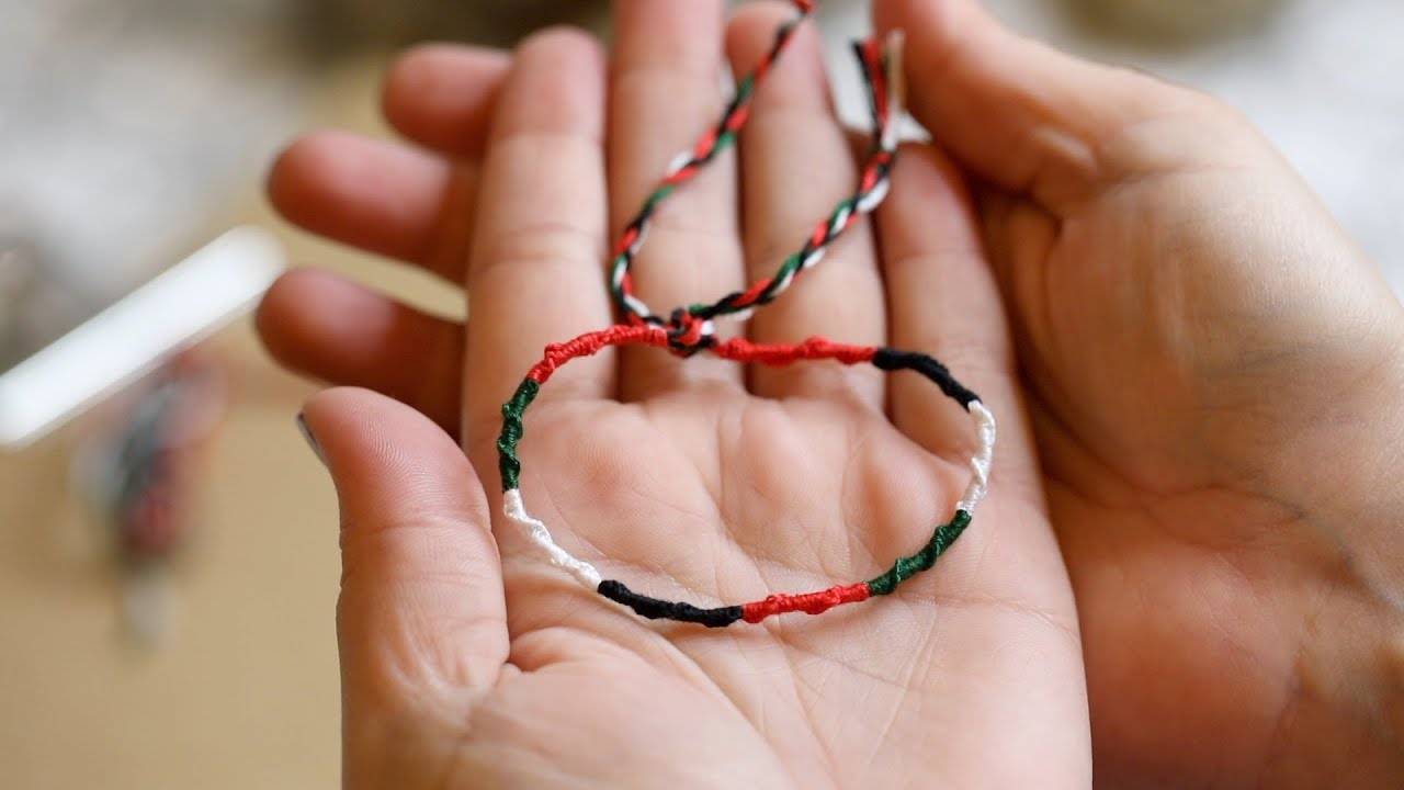 How To Make Chinese Staircase Friendship Bracelet Tutorial | HappyKittyCrafts