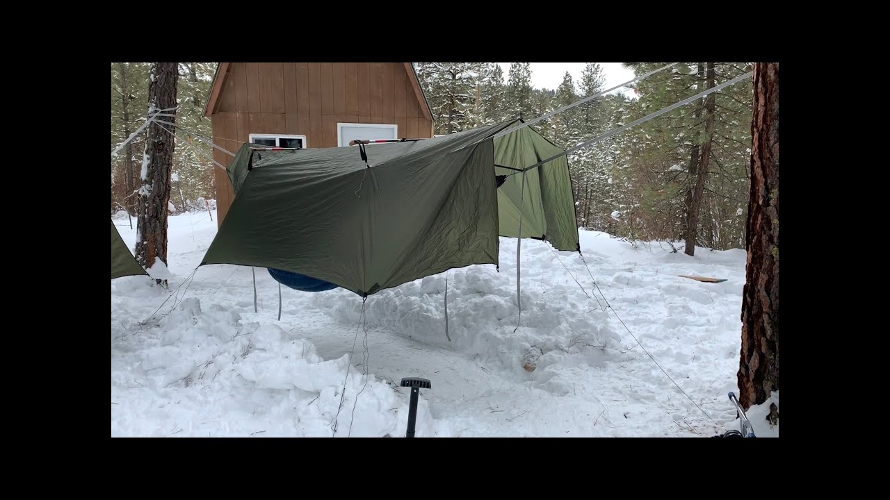 Winter Hammock Camping - 2 people, 1 tarp, same 2 trees