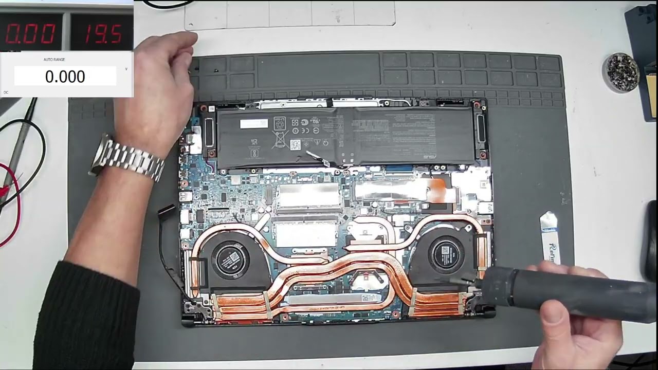 18  LAPTOP ASUS FX507Z   freeze the image