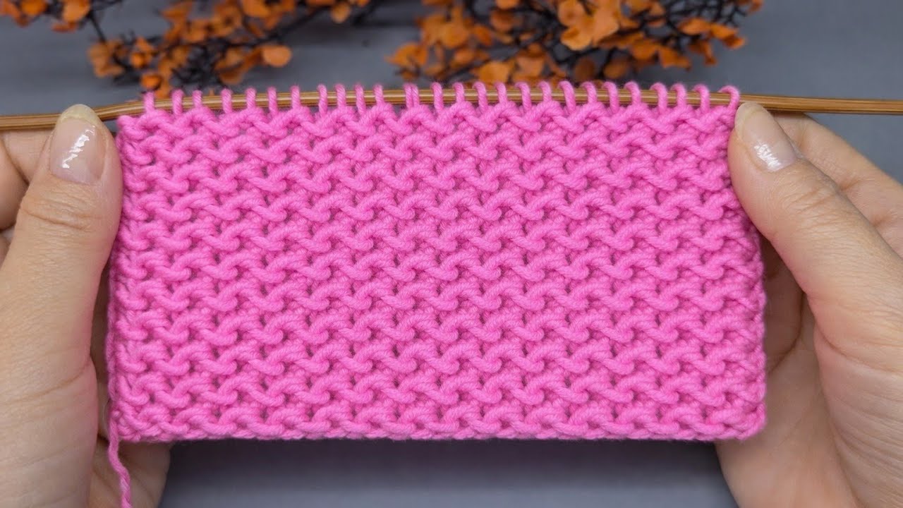 Super Easy Knitting Pattern for Beginners | Step-by-Step Tutorial 🧶