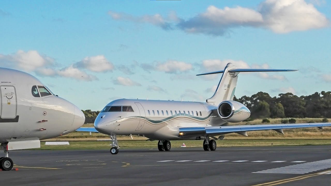 Bombardier Global Express XRS Powerful Takeoff at Bendigo Airport