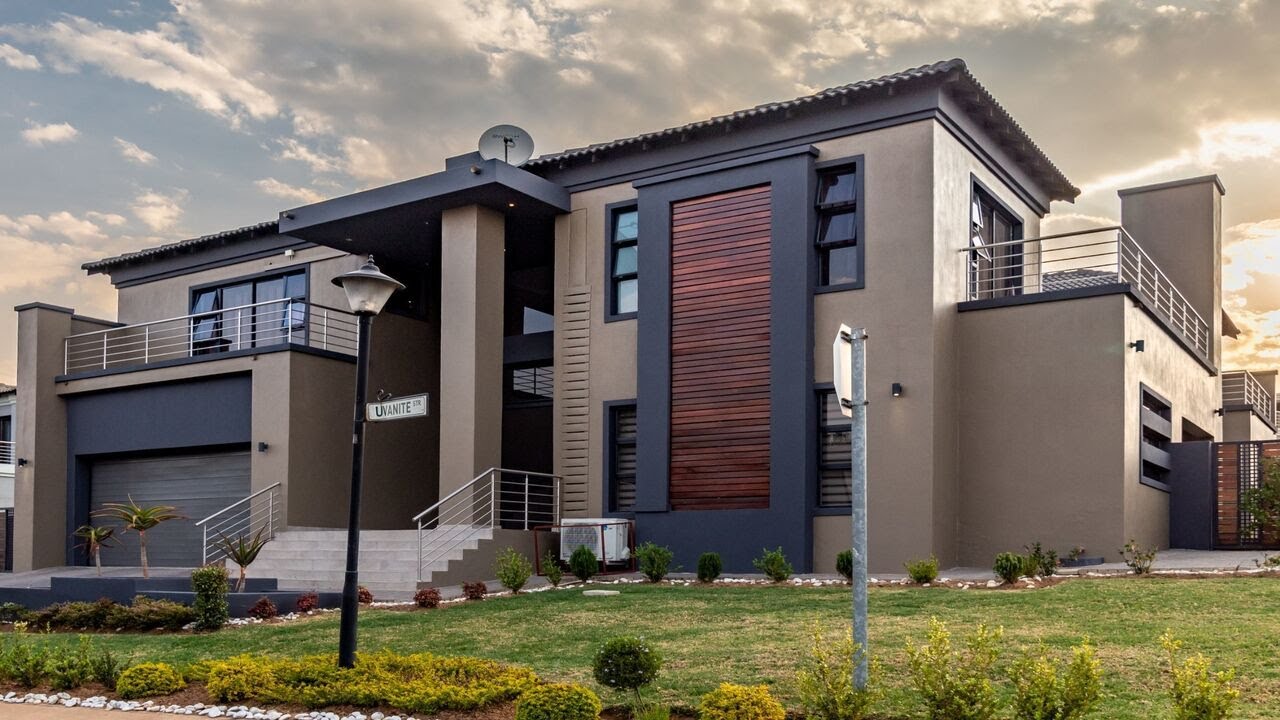 4 bedroom house for sale in Blue Valley Golf Estate | Pam Golding Properties