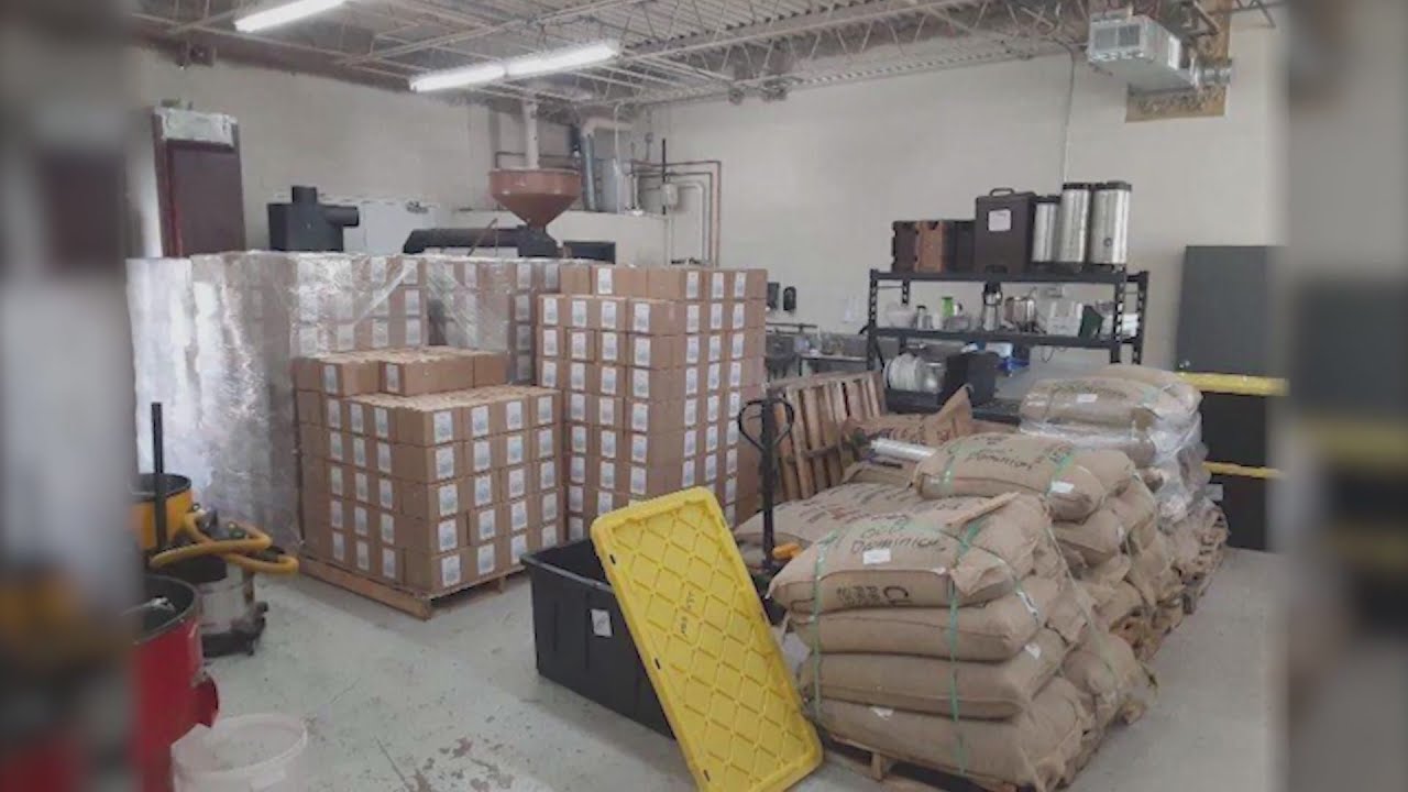 Community helps West Chicago coffee shop after big deal falls through