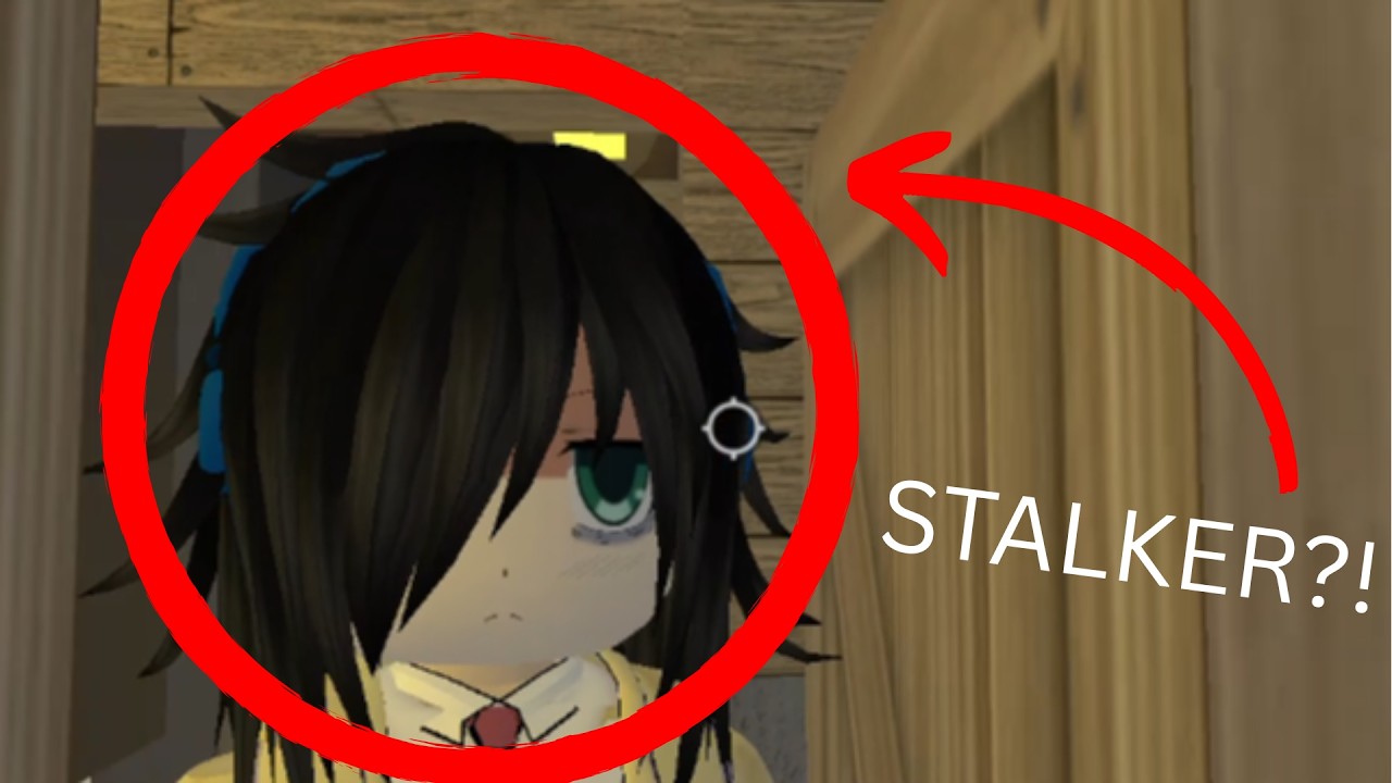 THIS PERSON IS STALKING ME ON ROBLOX MURDURR😭😭🥀
