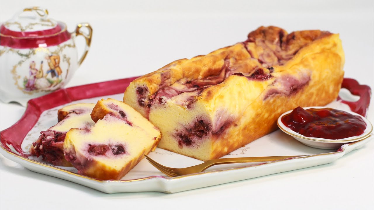 KÄSE-KASTENKUCHEN mit roter Grütze - und wenig Kalorien
