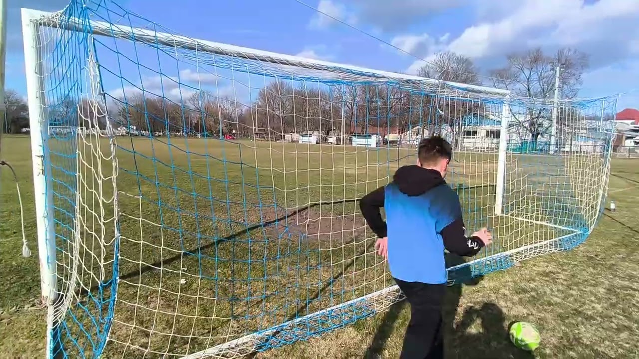 A nagy kapura lövést gyakoroltam 2.