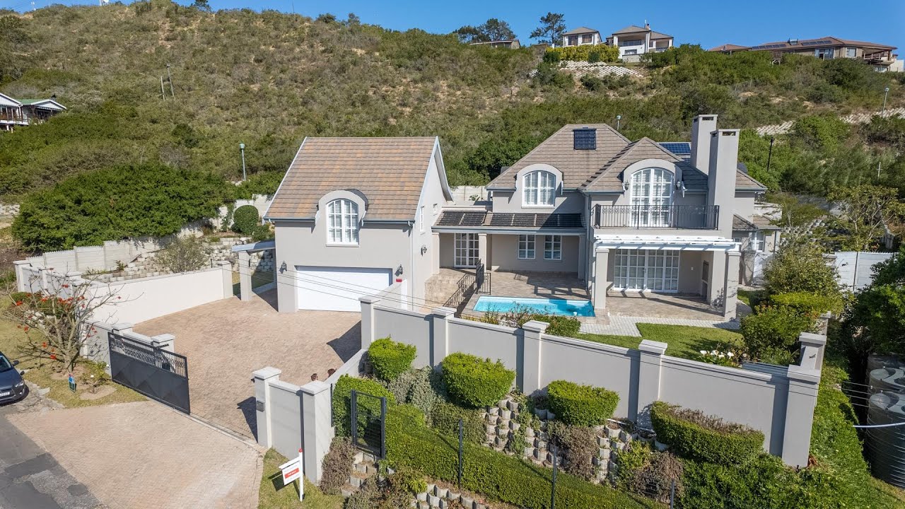 4 Bedroom For Sale | Sedgefield
