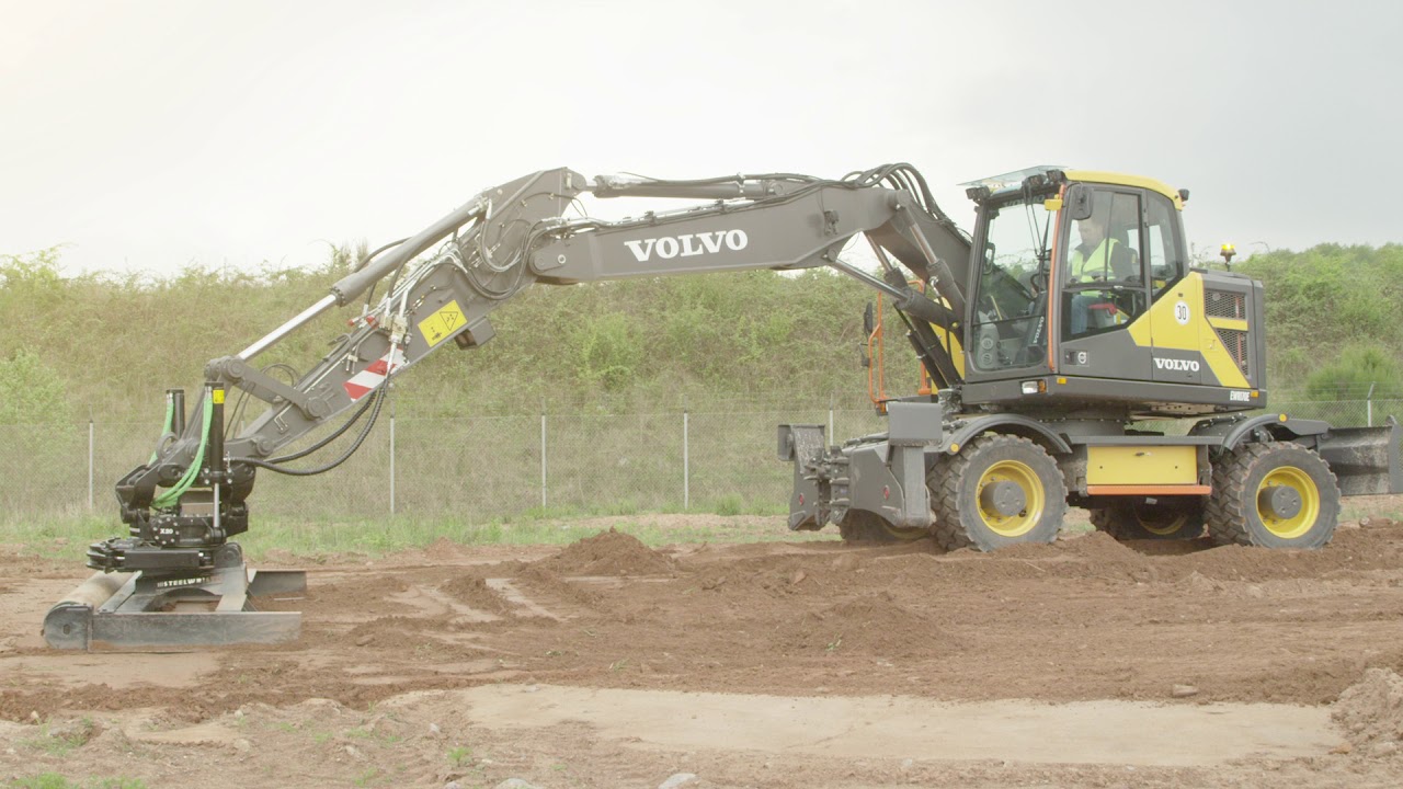 Volvo wheeled excavator EWR170E with short swing radius