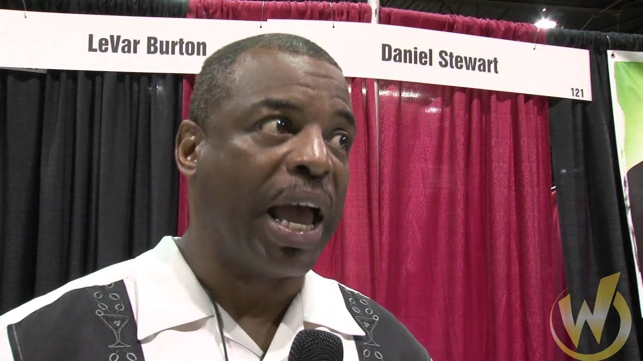 Chicago Comic Con 2011 - Interview With LeVar Burton