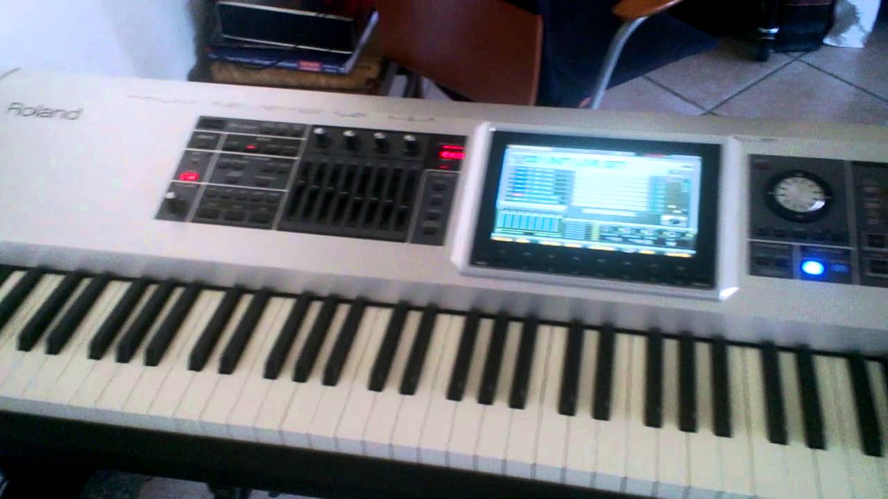 Roland Fantom G8