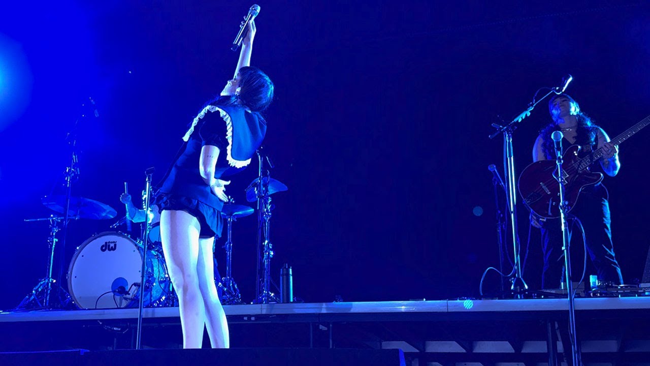 Lauren Mayberry - 