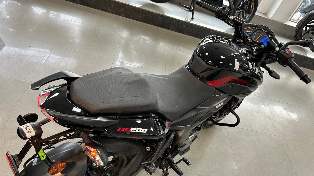 Top 5 Reason To Buy All New 2024 Bajaj Pulsar NS200 Dual AbS Review | On Road price Mileage features