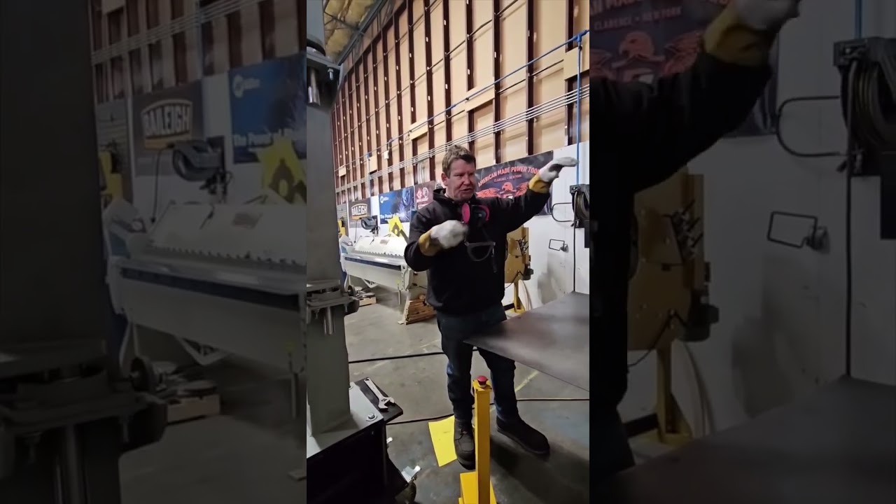 @metal_sculptor_kevin_stone демонстрирует мощность и удобство перехода на гидравлические ножницы.