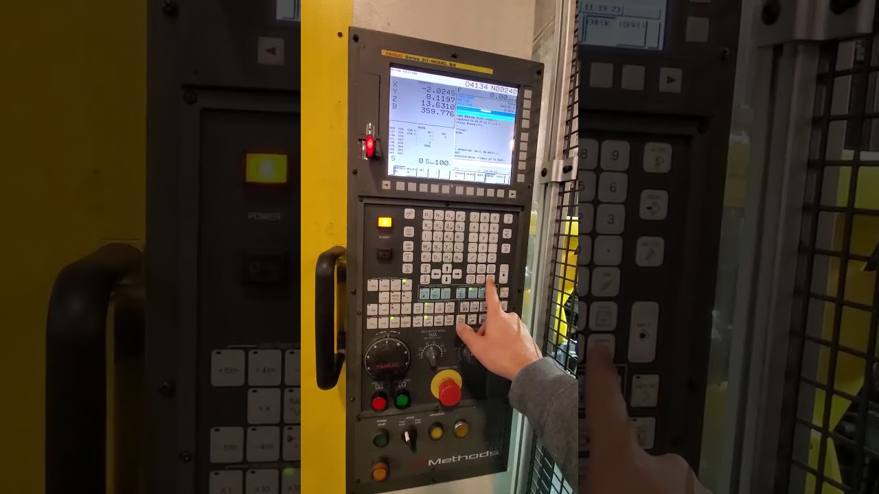 Fanuc Robodrill: Inputting programs from USB to CNC memory.