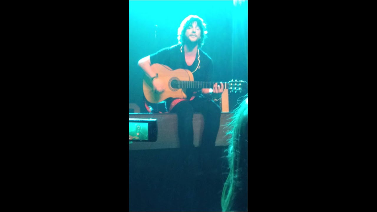 Manuel Carrasco. Recuerdo que cuando niño. Jerez