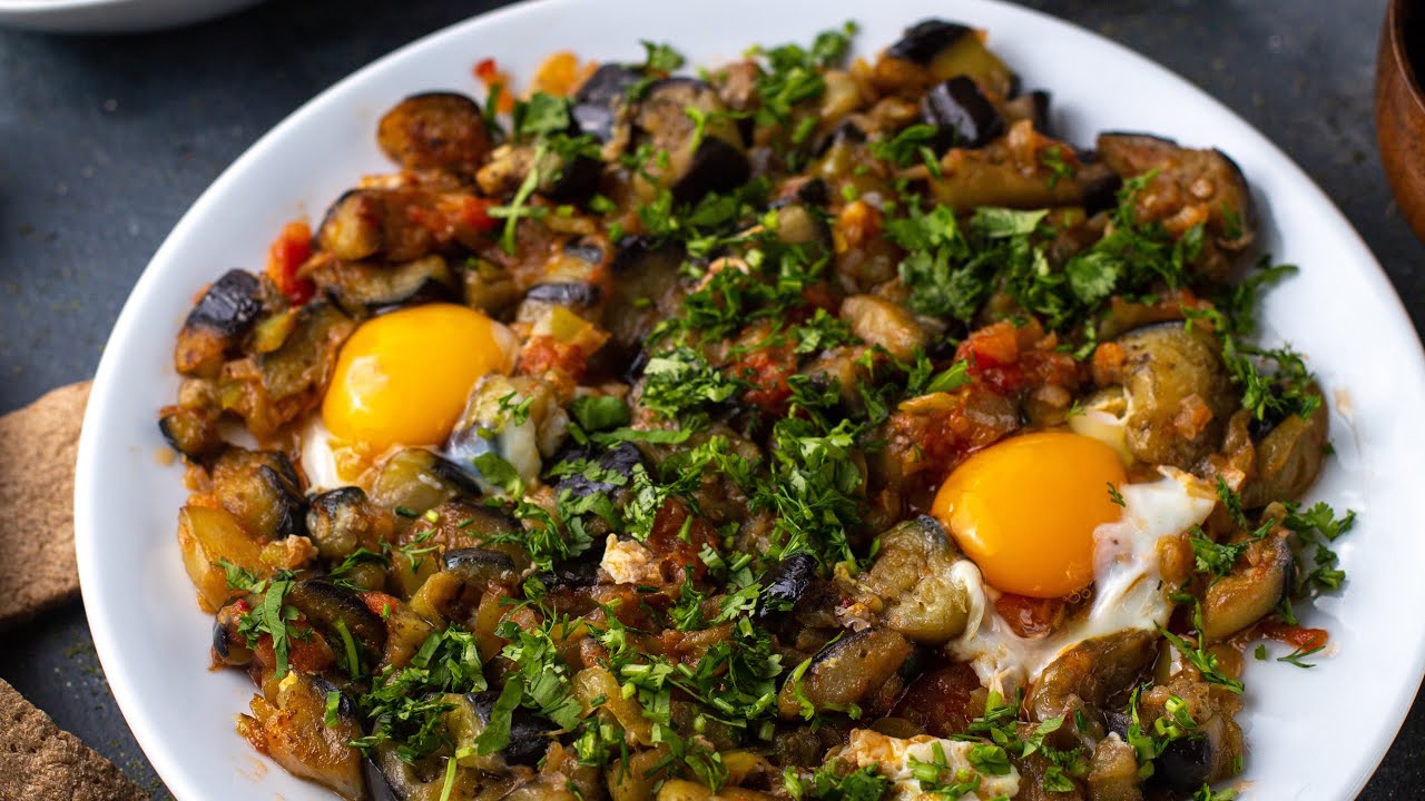Let's make efo riro for someone special 🧡🧡🧡🧡🧡