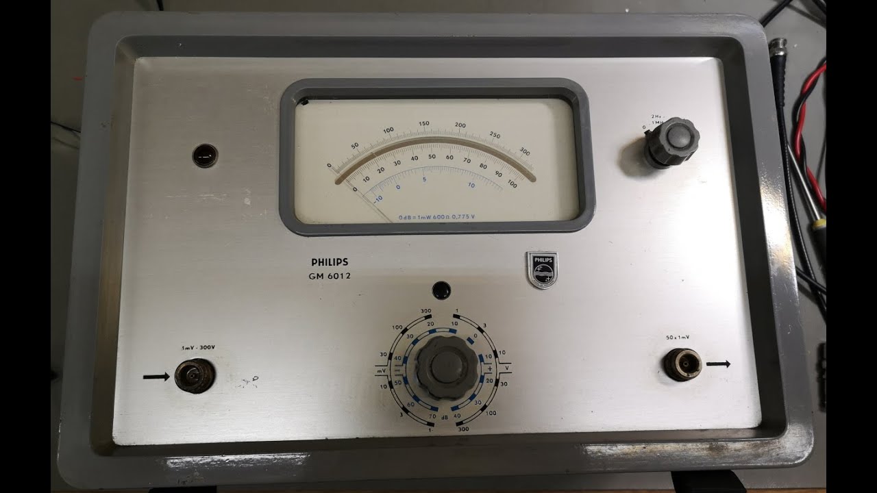 Philips GM6012 wideband Millivoltmeter 1961 repair teardown