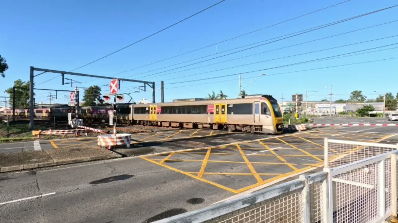 Boom Gates and Trains Ep2