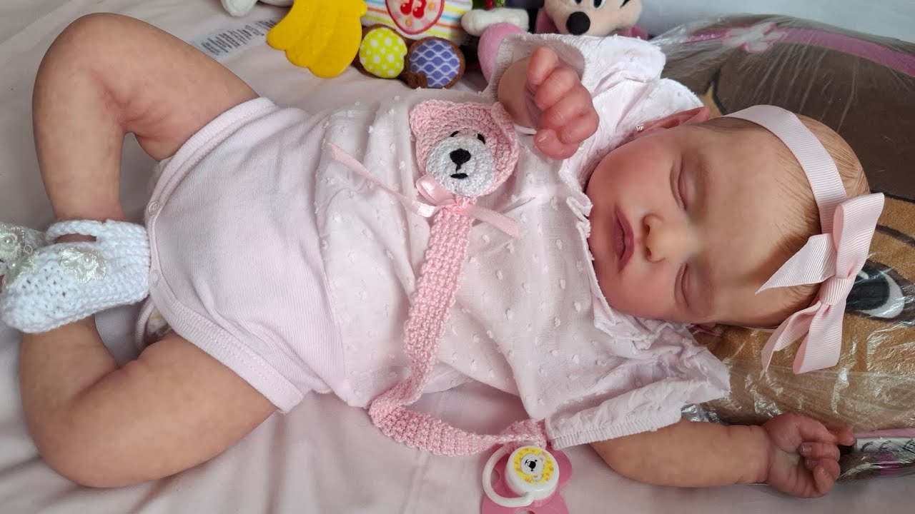 troquinha com a nova bebe  reborn  más revelando nome