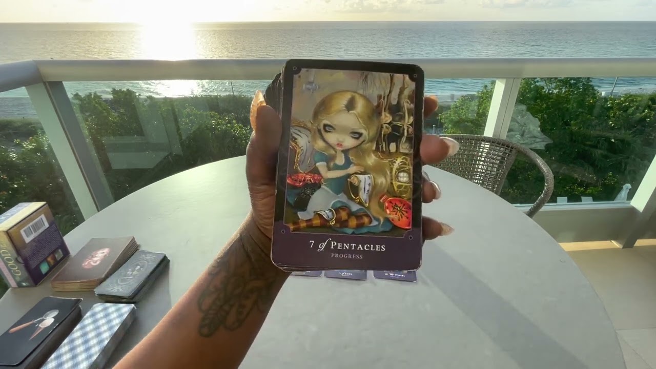 Libra ♎️ this new love is soooo attracted to you an has no problem showing it✨✨✨🥰