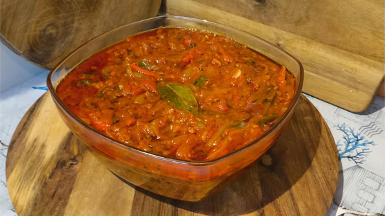 sauce tomate d'accompagnement.