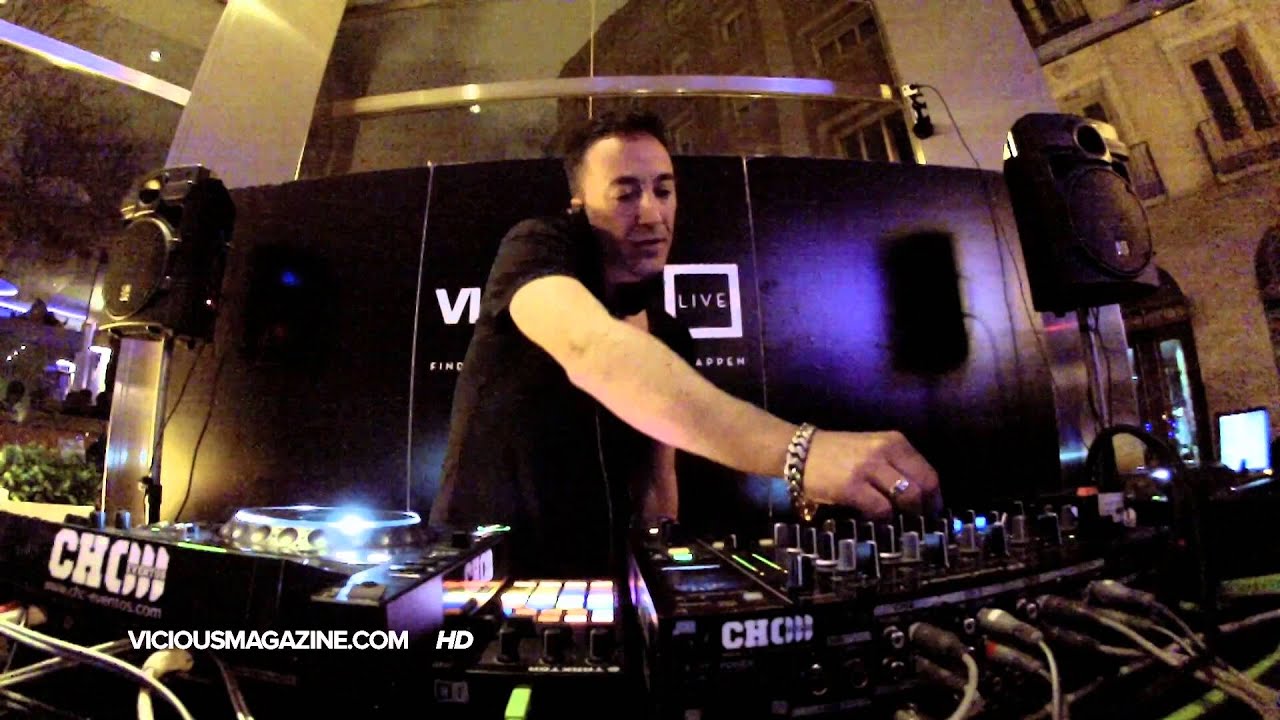 D-Formation, Ivan Pica y Sergio Fernández - Vicious Live @ www.viciouslive.com
