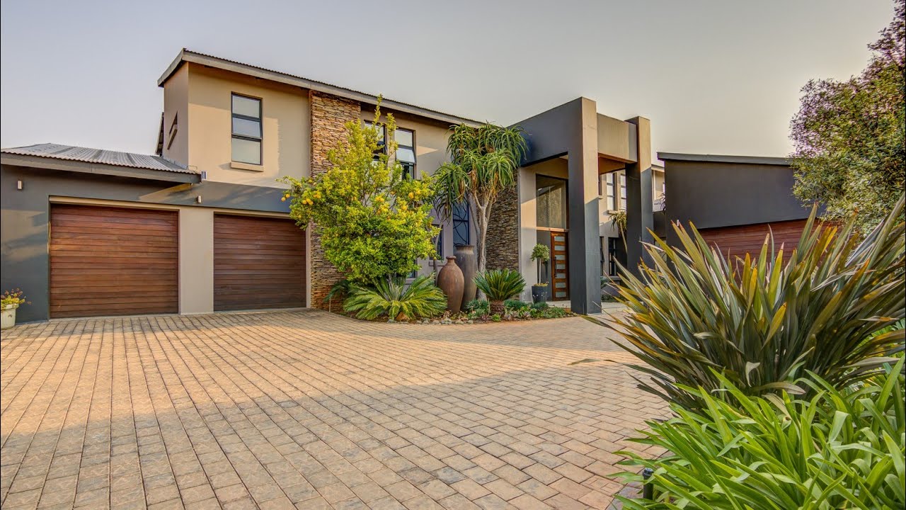 Immaculate Family Home in Serengeti Golf Estate