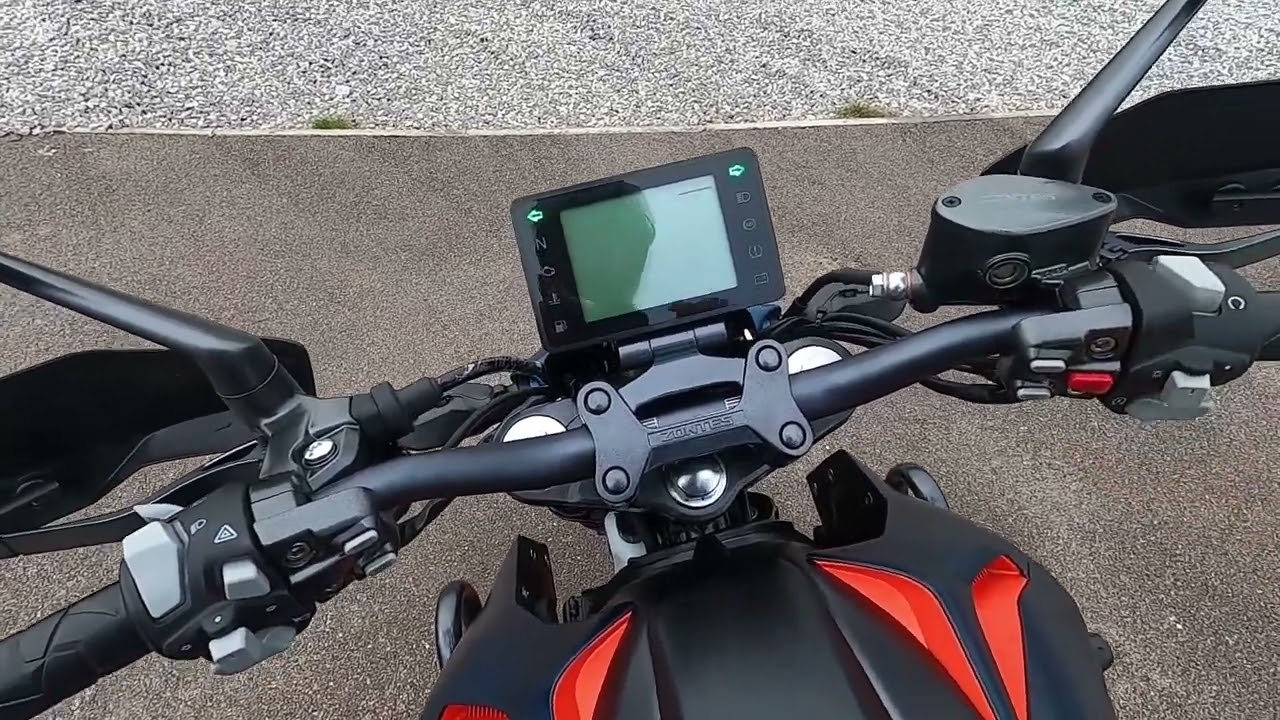 Zontes ZT125-U1 LCD Walkaround & Test Ride