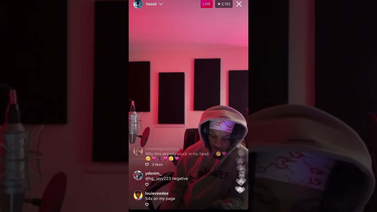 Toosii Recording A Song On IG Live 5/12/22