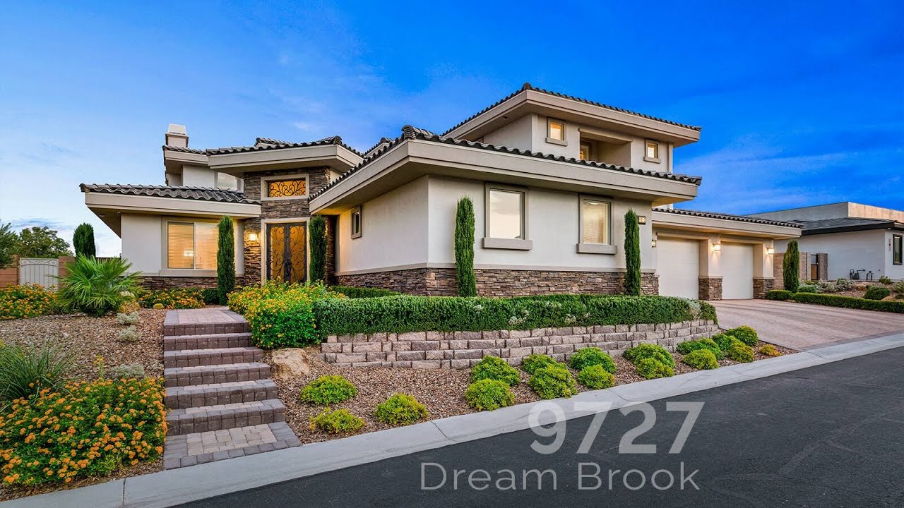 $1,399,000 | 5 Bedrooms | Strip Views | Las Vegas Homes for Sale