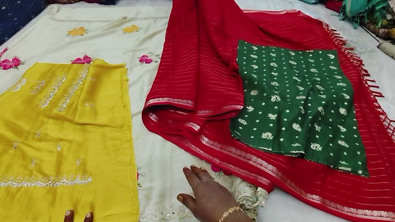 💐🌹 beautiful full saree collection 👌 sale price 💐never miss it 👉7075460800