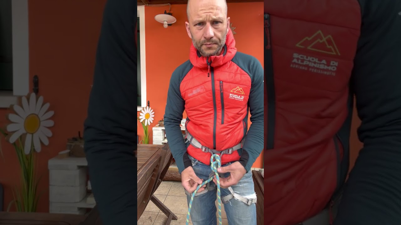 Nodo delle guide con frizione (nodo a otto) per legarsi all'imbrago