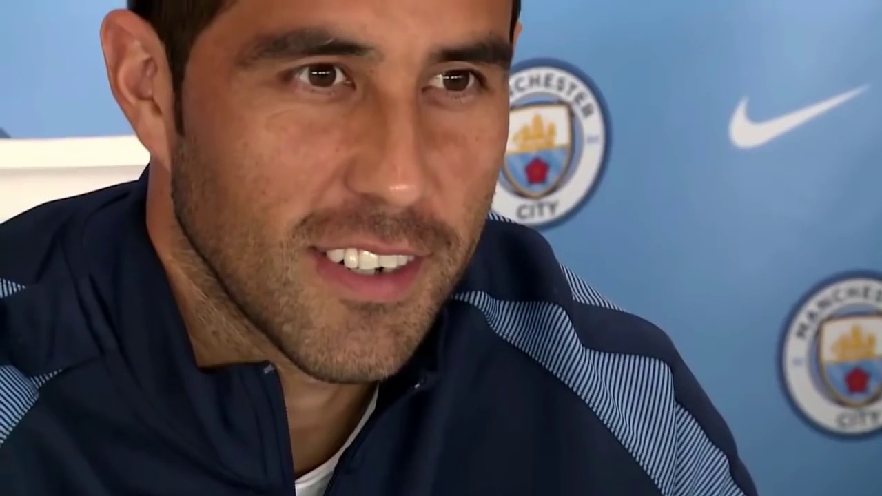 Claudio Bravo Fails Edition|| Flop Player City 2016/2017