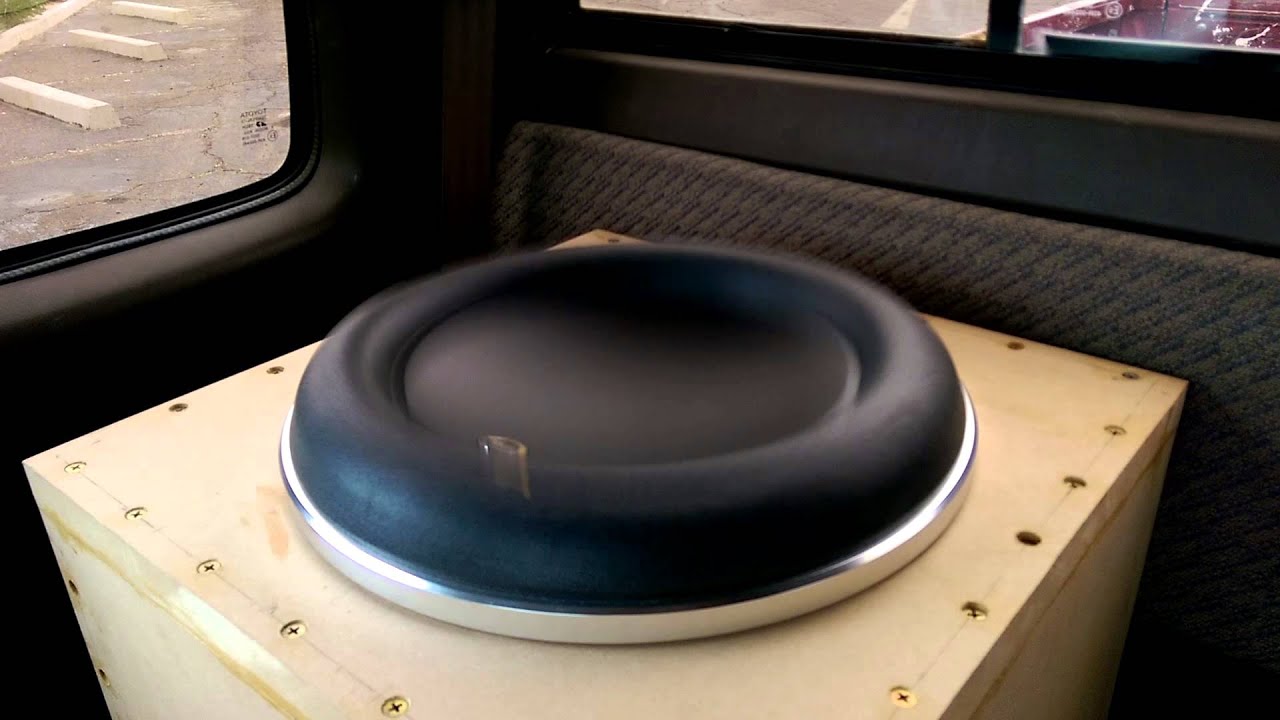 JL Audio 12