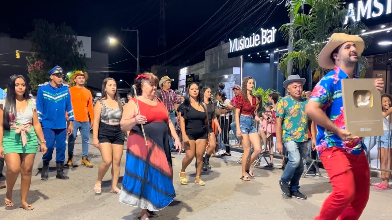 Seu Biu e Sua Turma desfila no Aniversário de Belo Jardim