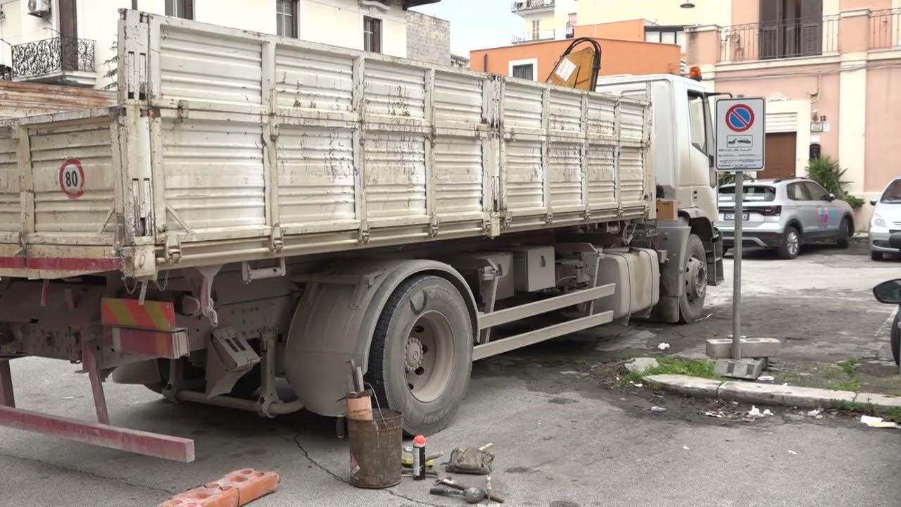 Riqualificazione via Postiglione e Amendola, via le auto da piazzale Locchi: lavori fino a giugno