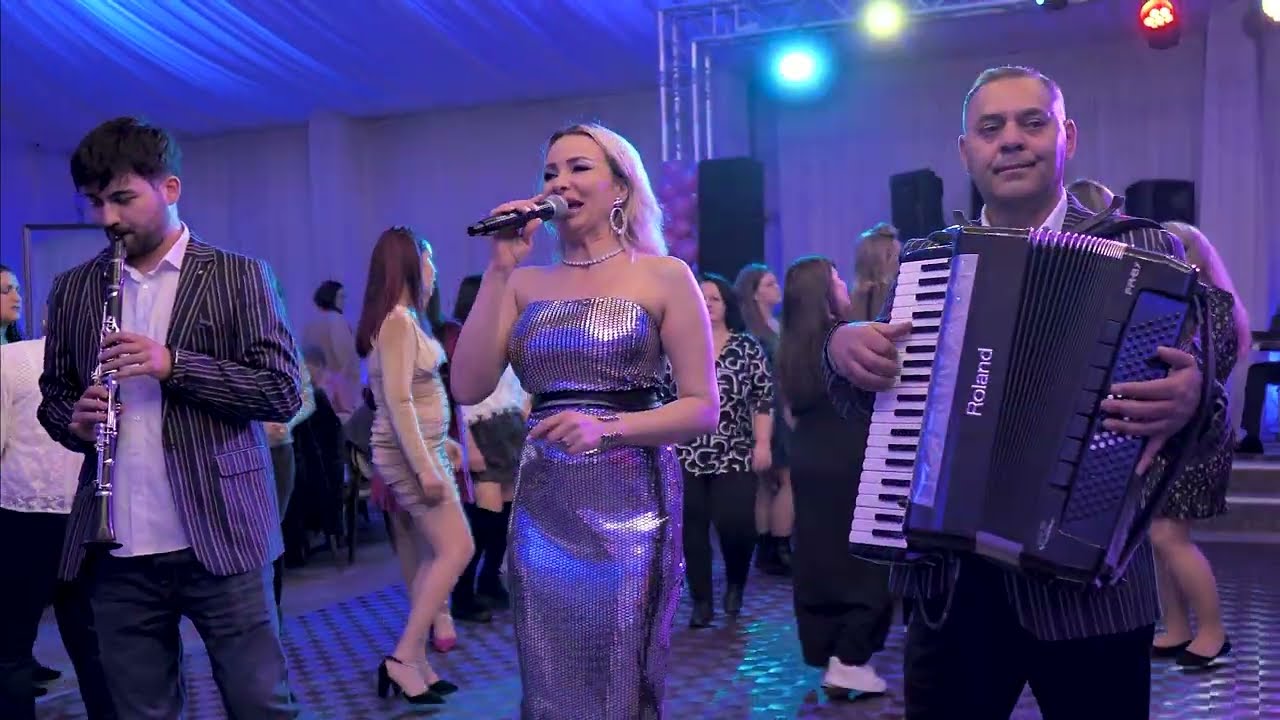 FORMATIA CRISTAL PLOIESTI  RESTAURANT ROMANTIQUE PALACE