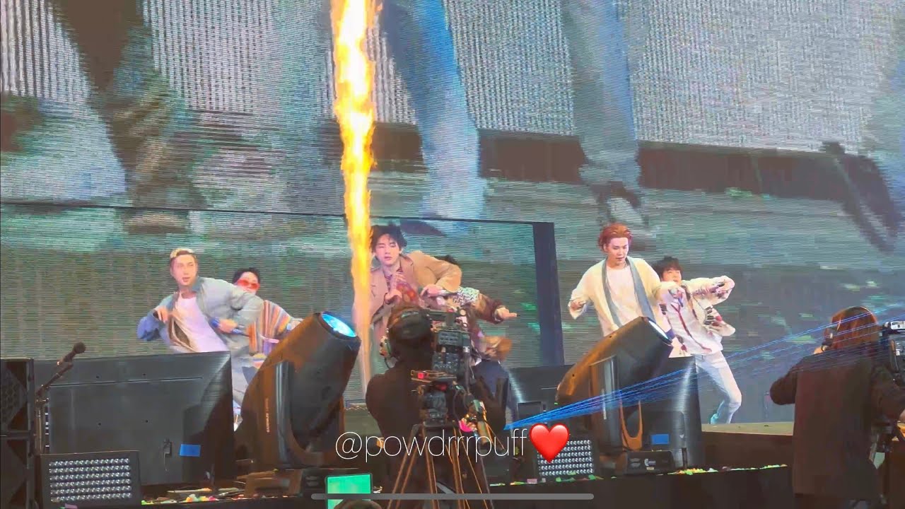 211202 - FANCAM - I Need U / Save Me - BTS PTD Day 4 @ SOFI - 4K 직캠