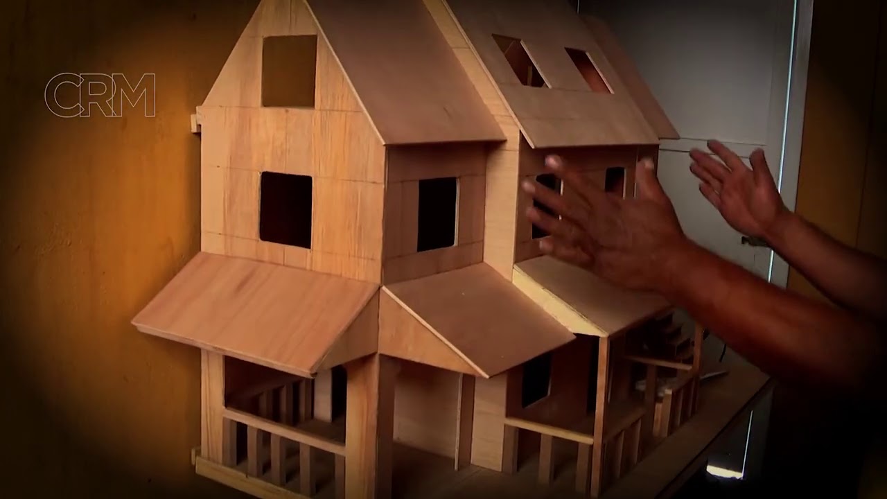 Marcial el arquitecto de casitas de madera miniatura de Tláhuac. Se viralizó y vende bien 5528699125
